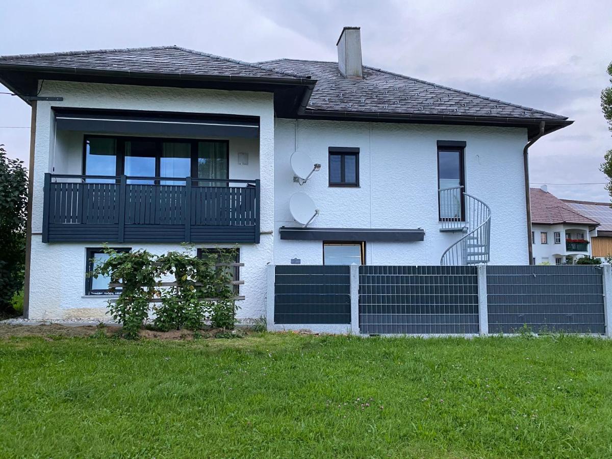Wohnhaus City Sued Herzogsdorf Εξωτερικό φωτογραφία