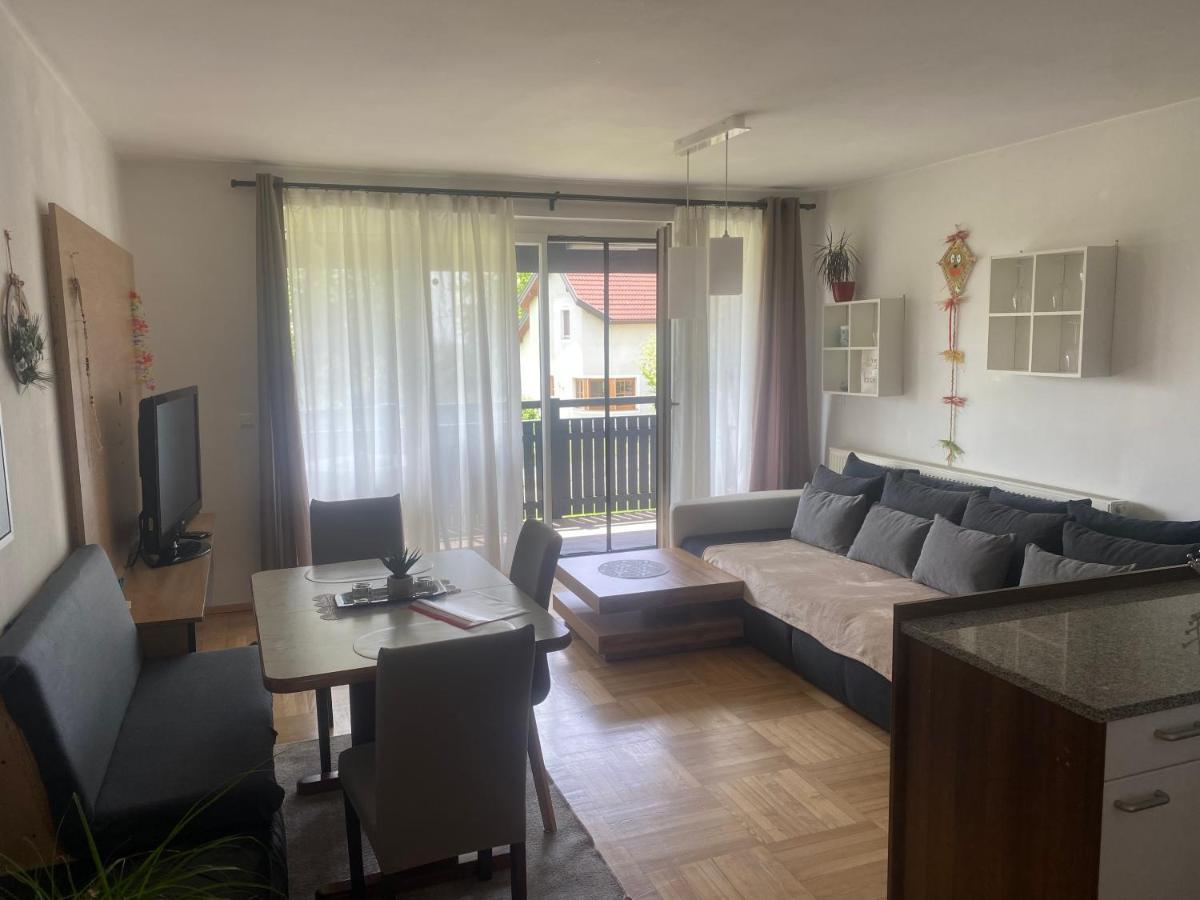 Wohnhaus City Sued Herzogsdorf Εξωτερικό φωτογραφία